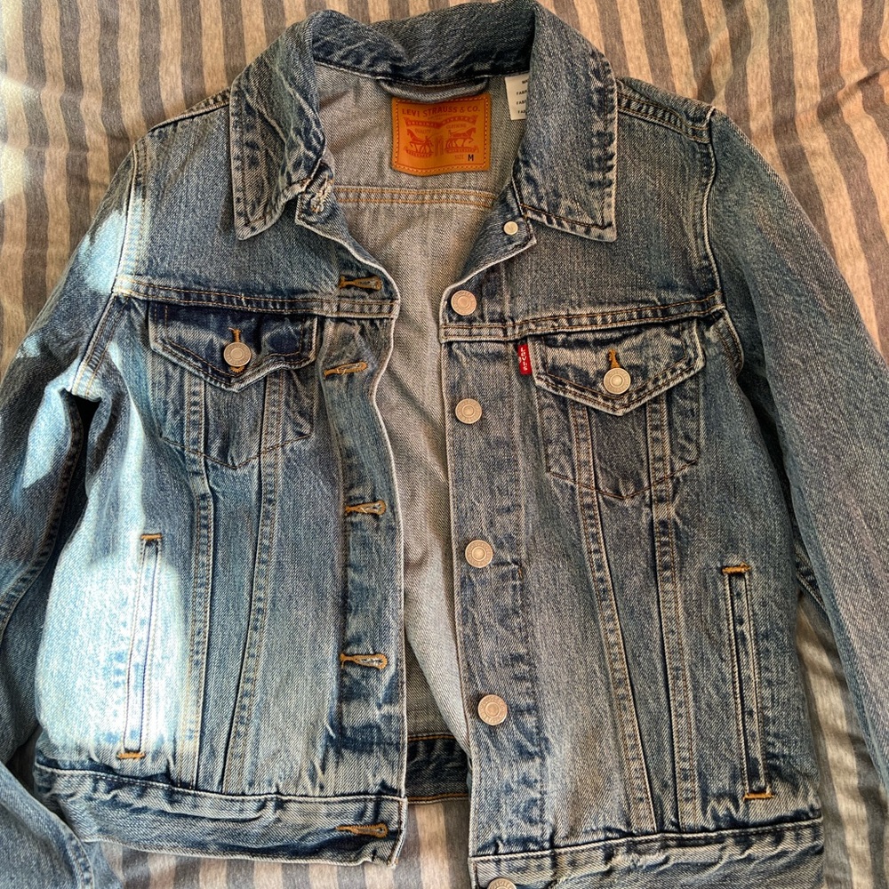 Levi's denim jacket
